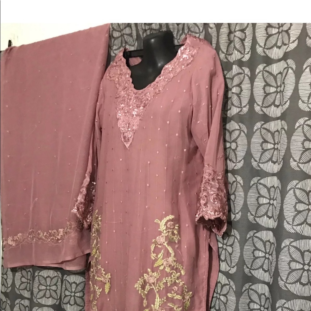 Shalwar Kameez